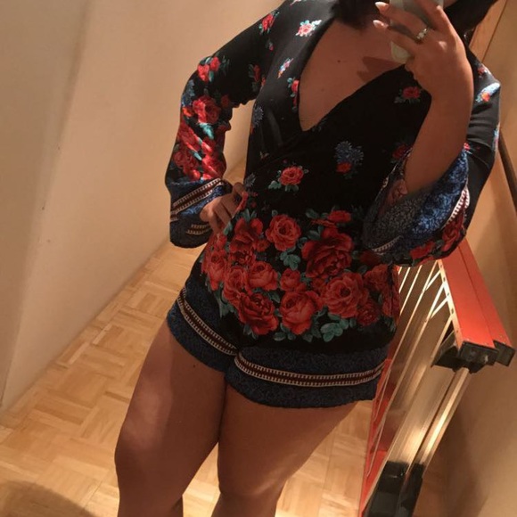 Flowered Romper - Picture 3 of 3